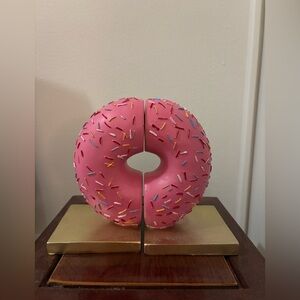 Dabney Lee Donut Bookends